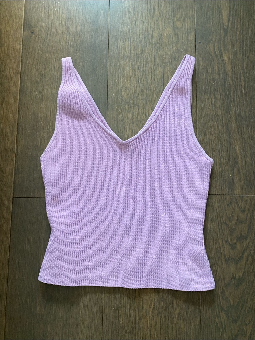 Babaton Lilac Ribbed V-Neck Tank